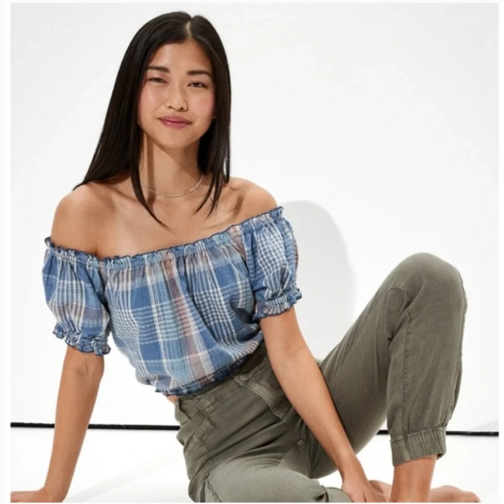 AEO 🦅 Off Shoulder Plaid Puff Sleeve Crop Top - Picture 1 of 15
